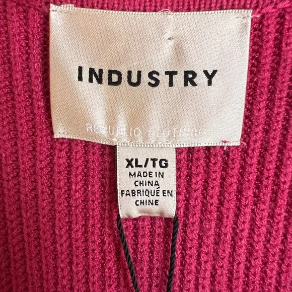 Boho Romantic Scoop Neck Magenta Sweater - Picture 3 of 5